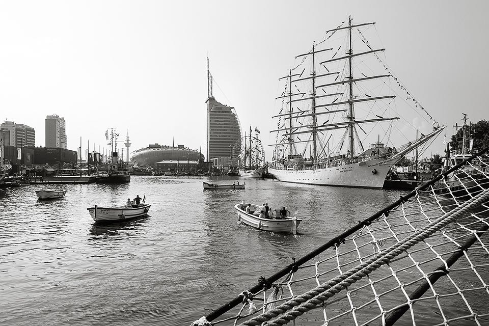 Tagestour nach Bremerhaven - Fotoworkshop mit Segeltoern