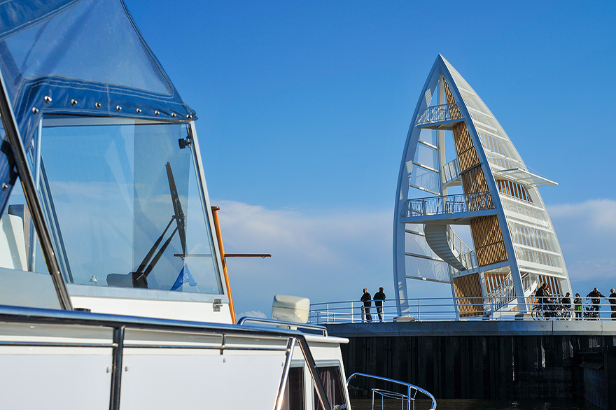 moderne Architektur im Toewerland Hafen