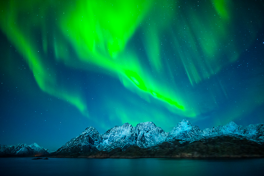 die richtigen Kameraeinstellungen für Polarlichtfotos im Fotoworkshop lernen