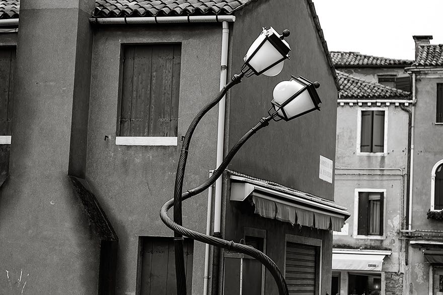 umarmende Strassenlampen in Murano - Fotoschulung