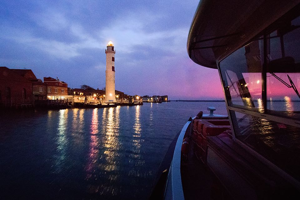 Leuchtturm auf Murano im Sonnenaufgang